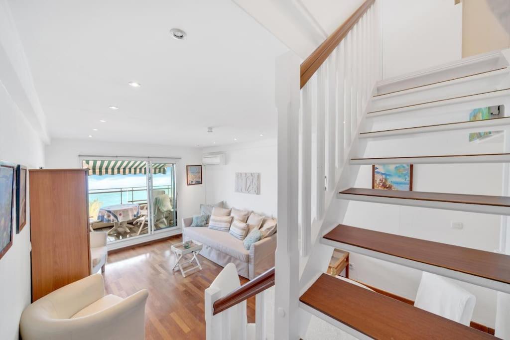 La Prom - A Two Bedroom Apartment With A Sea View Nice Exterior photo