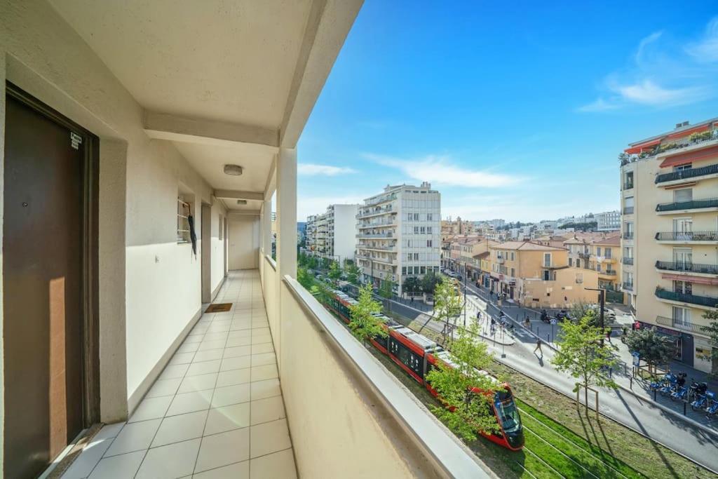 La Prom - A Two Bedroom Apartment With A Sea View Nice Exterior photo