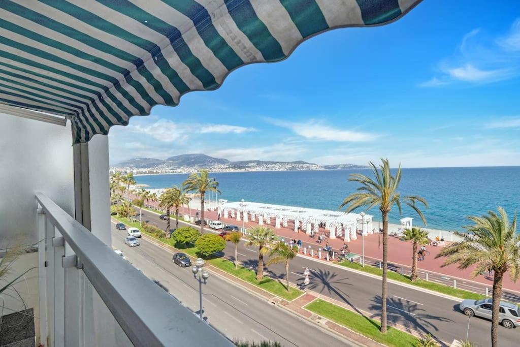 La Prom - A Two Bedroom Apartment With A Sea View Nice Exterior photo